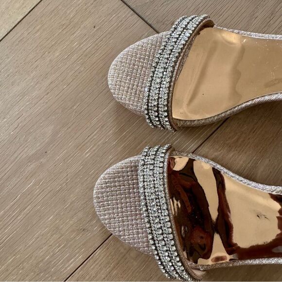 Badgley Mischka Women's Ornamented Sandal Heel 6 1/2 - Picture 10 of 11